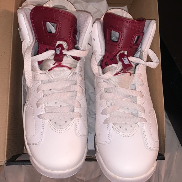 Jordan 6 - Picture 3 of 9